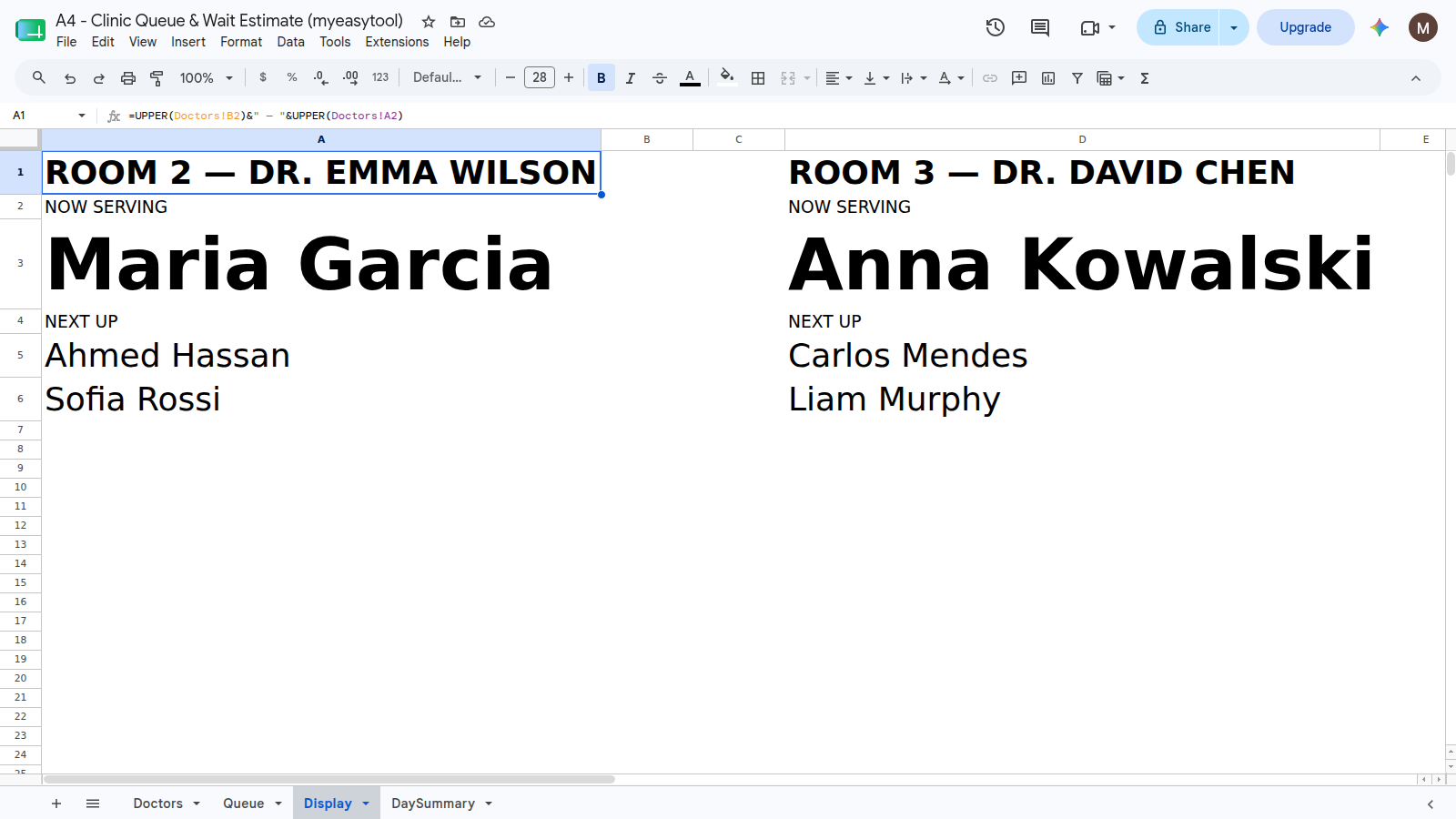 Display tab showing large room cards with the current patient and next-up names